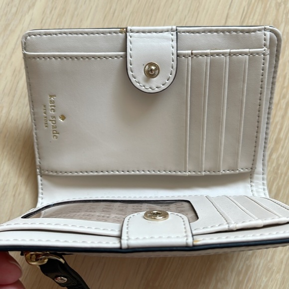 KATE SPADE NWOT WALLET - Picture 6 of 17